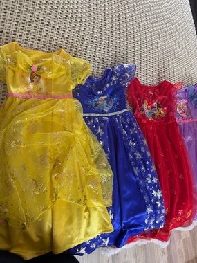 Disney Princess Dress Bundle in Size 3T 5 Dresses Barely Worn